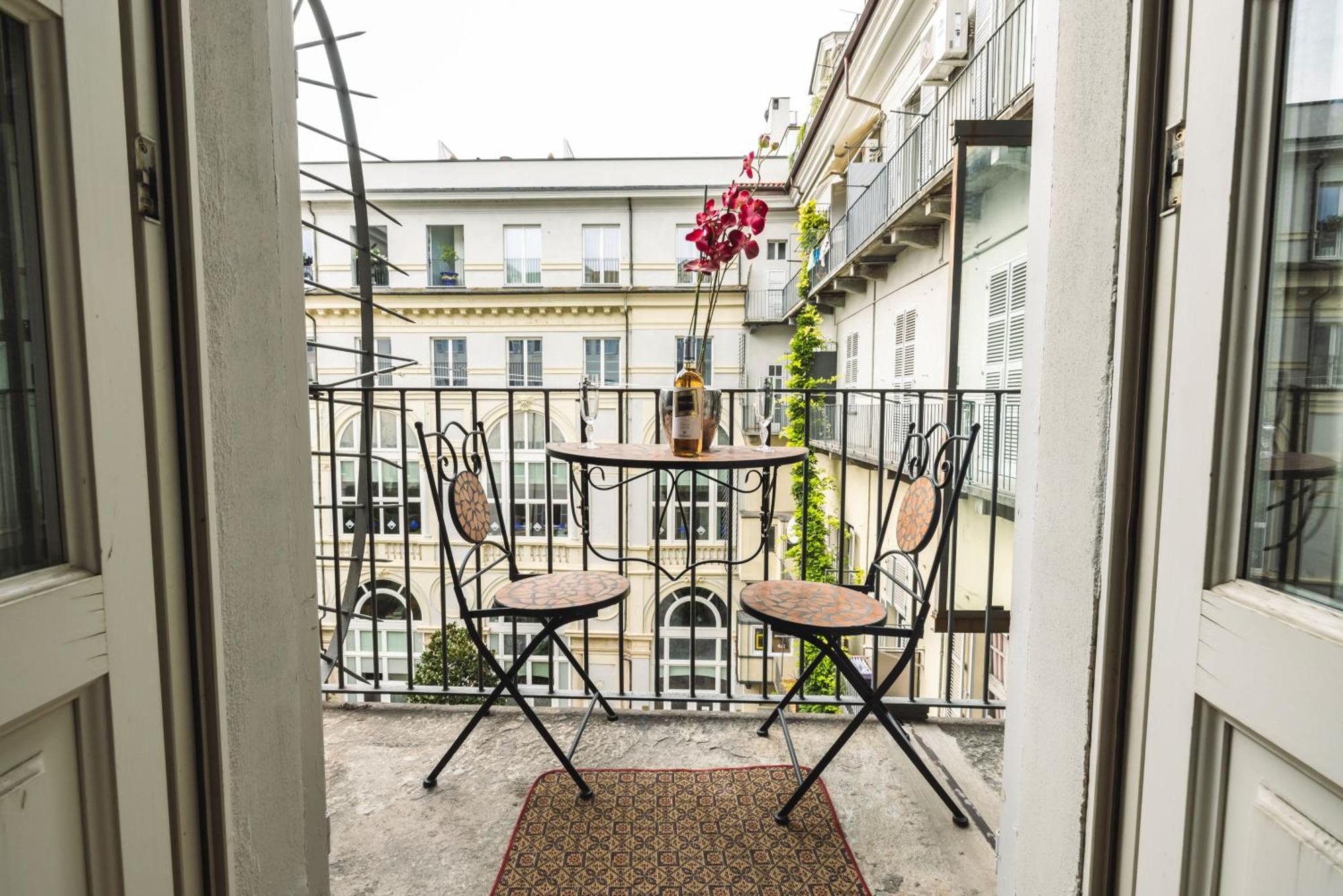 Ynh Bilo Sancarlo Museo Egizio Piazza San Carlo Apartment Torino Exterior foto